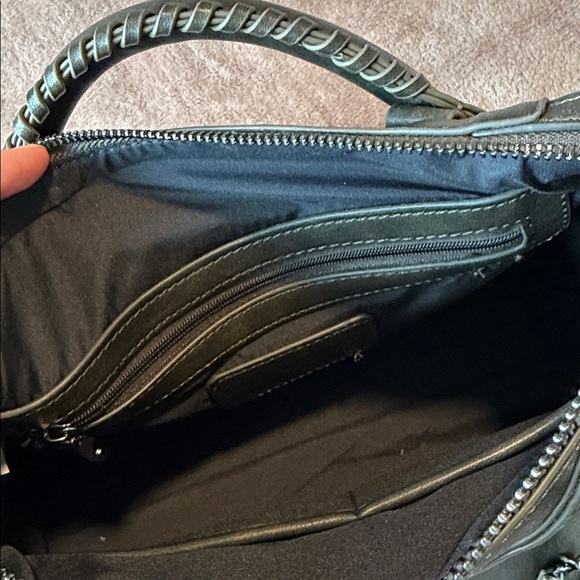 Steve Madden RIGGS BAG OLIVE - Picture 9 of 10